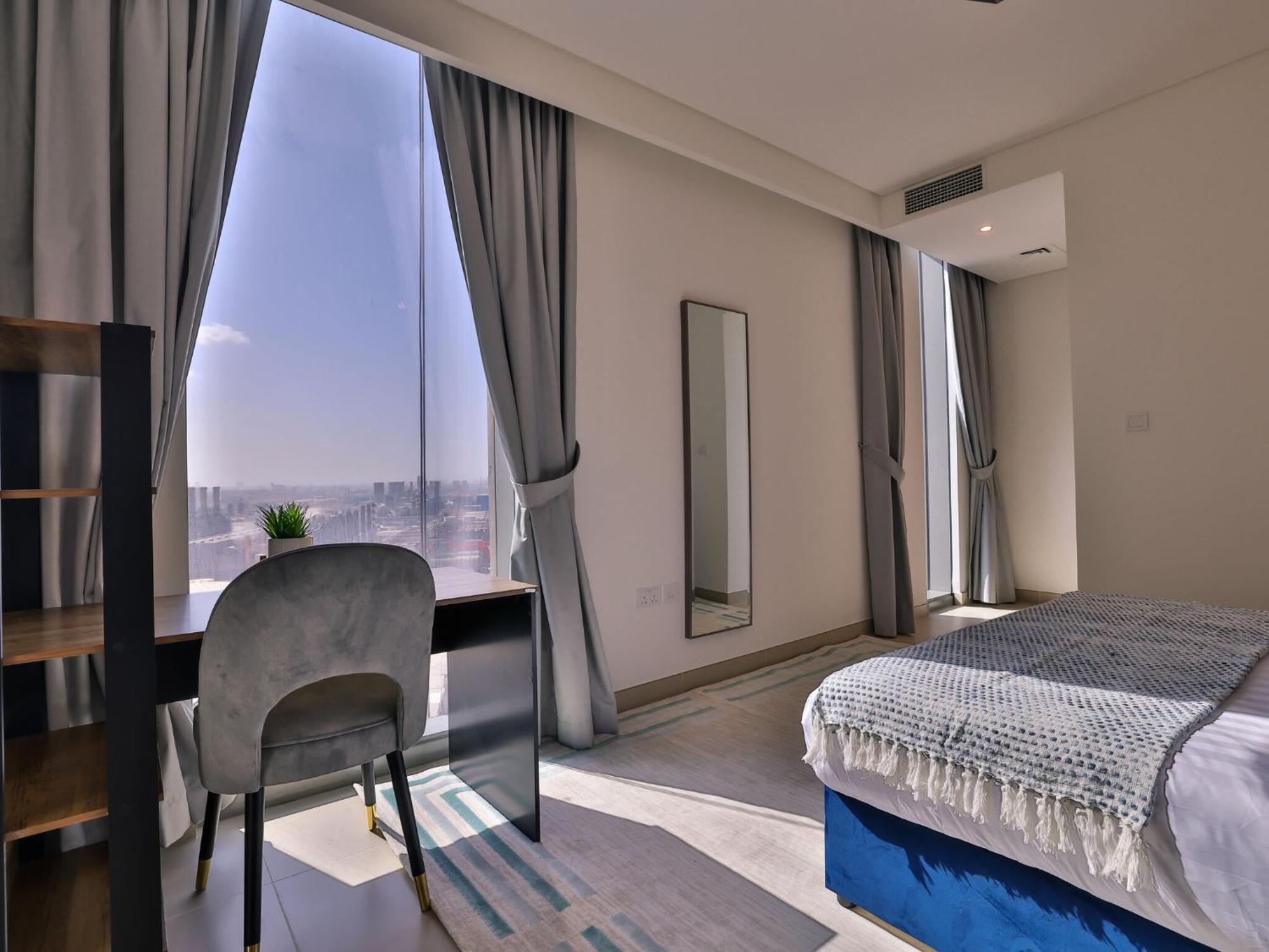 Luxurious Apartments Dubai Marina Views Pool Gym By Sojo Stay Extérieur photo