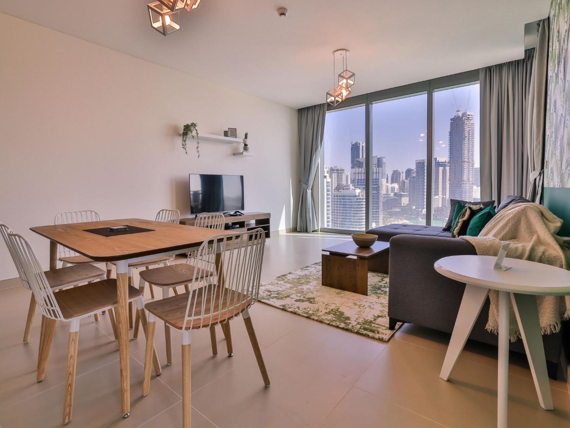 Luxurious Apartments Dubai Marina Views Pool Gym By Sojo Stay Extérieur photo