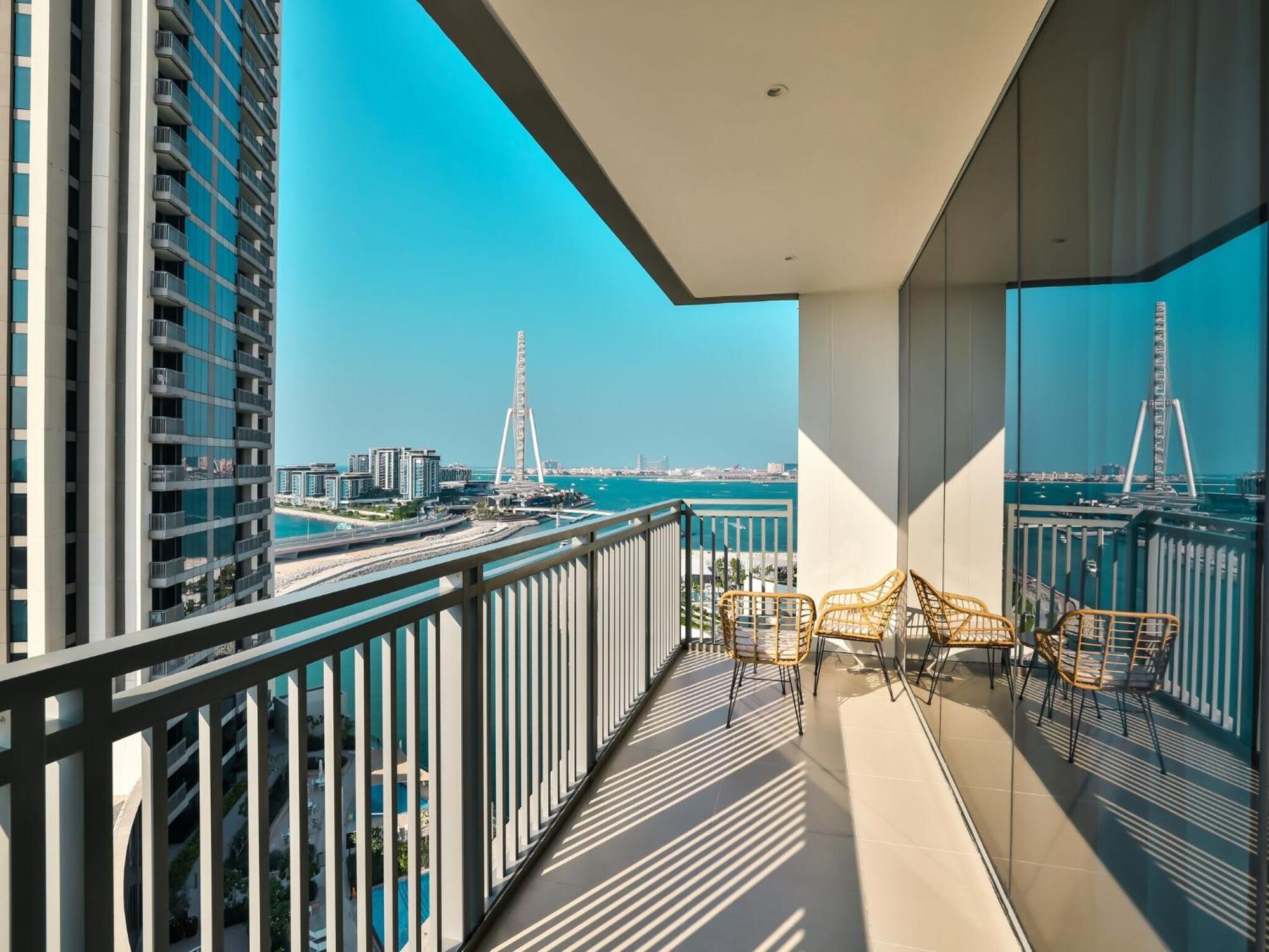 Luxurious Apartments Dubai Marina Views Pool Gym By Sojo Stay Extérieur photo