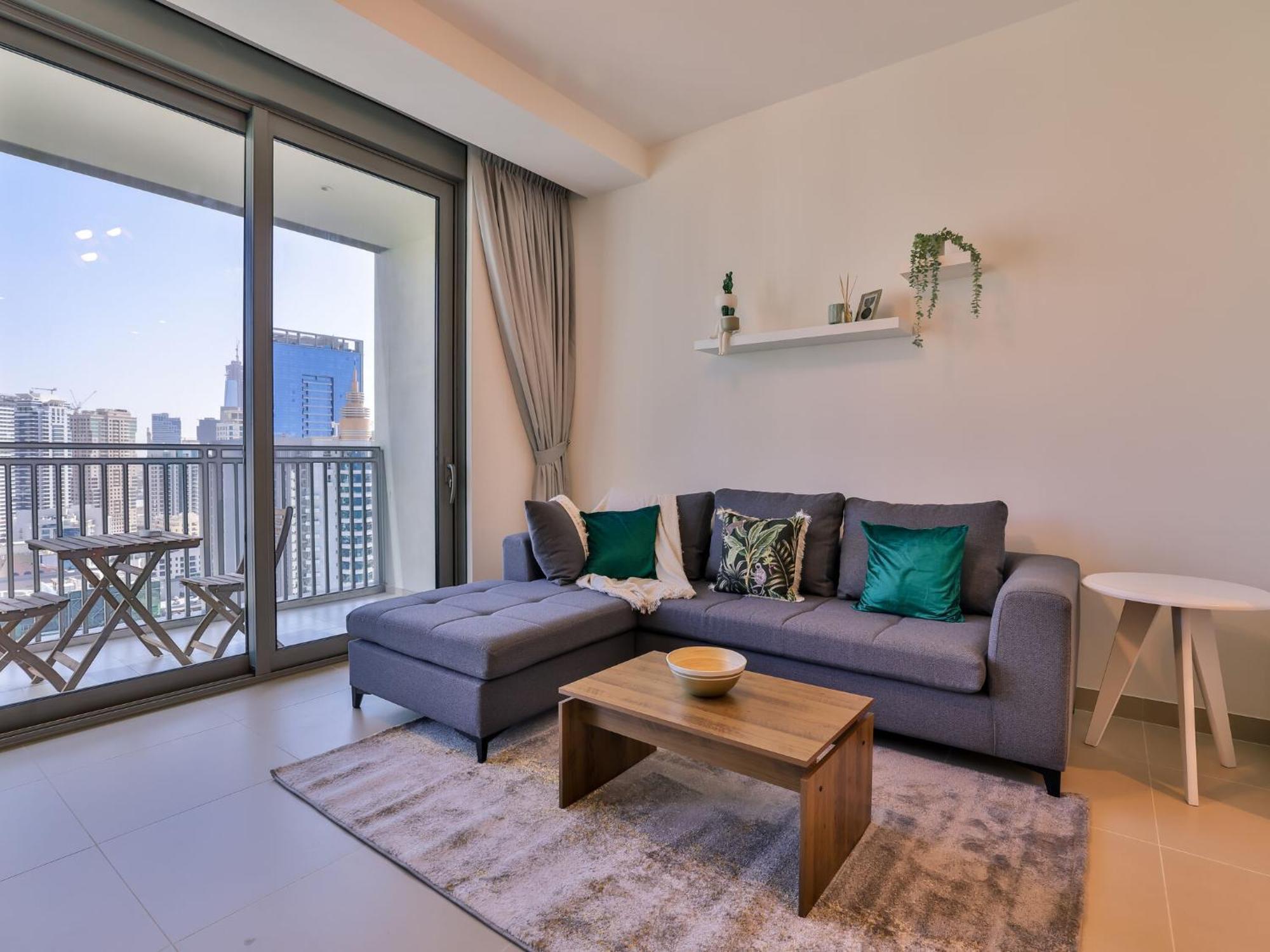 Luxurious Apartments Dubai Marina Views Pool Gym By Sojo Stay Extérieur photo